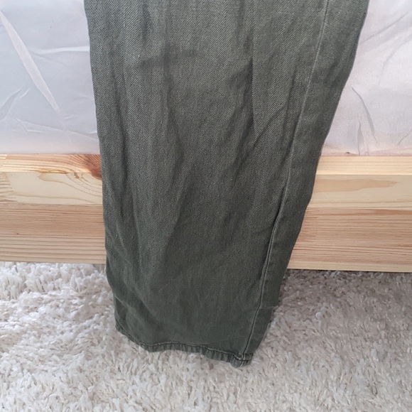 American Eagle Pants - Army Green - Picture 8 of 9